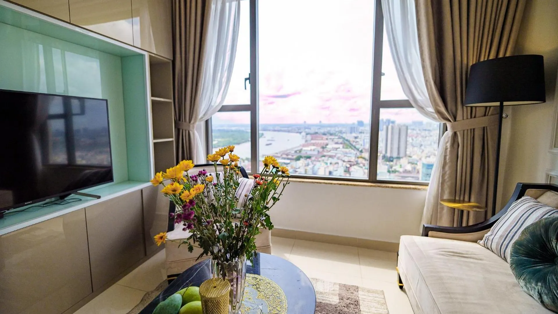 Can Ho Cao Cap The Tresor So 39 Ben Van Don, Phuong 13 Quan 4, Tp Ho Chi Minh Apartment