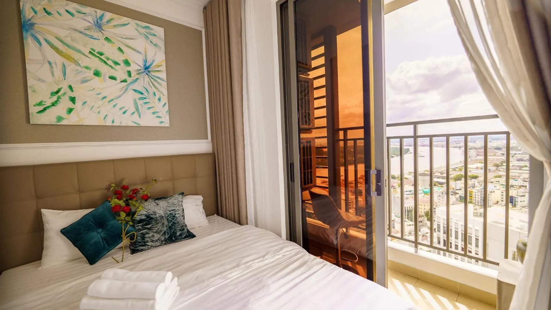 Can Ho Cao Cap The Tresor So 39 Ben Van Don, Phuong 13 Quan 4, Tp Ho Chi Minh Apartment